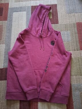 Women's Carhartt hoodie